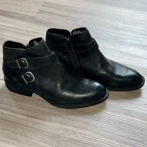 Born Ozark Ankle Boots size 6.5 NWOT